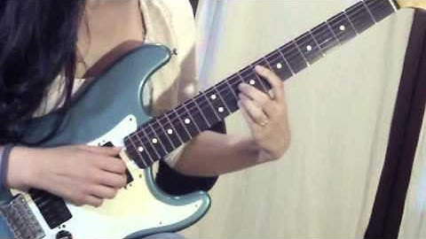 Harmony Guitar Lesson - Learn to Play Major and Minor Triads with Inversions