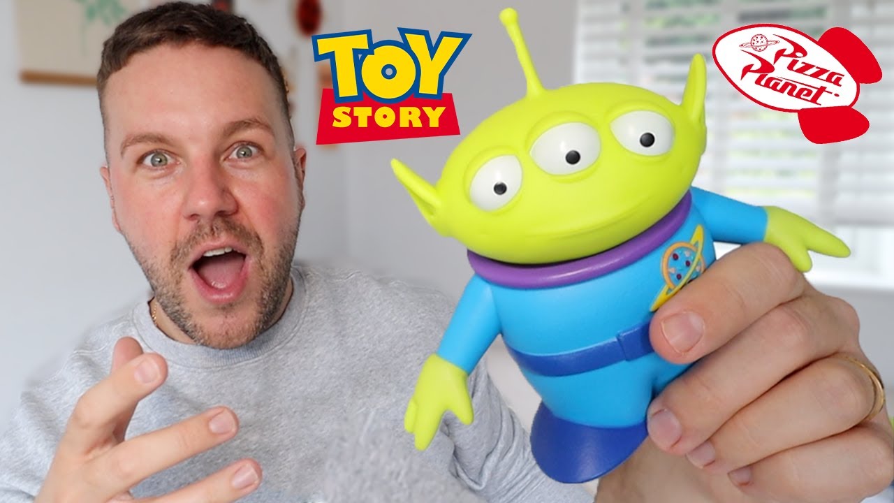 Toy Story Movie Accurate Aliens Review 