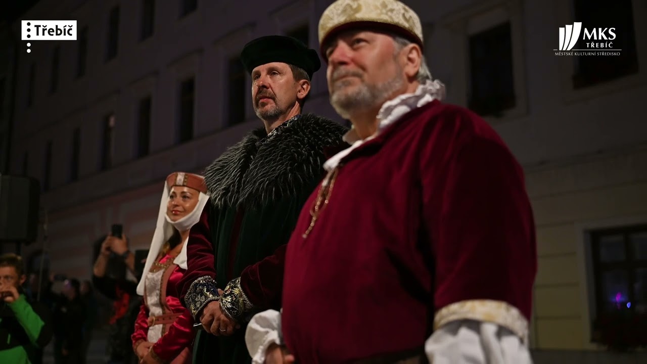 Třebíč, 23.8.2025. Slavnosti tří kápí, noční historický průvod