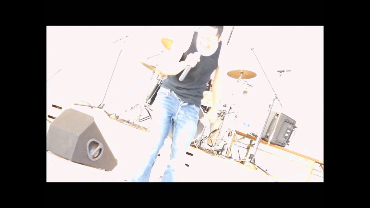 クロマニヨンズのカバー クアドロフェニア2012 NARUフェスにて静岡県 - YouTube