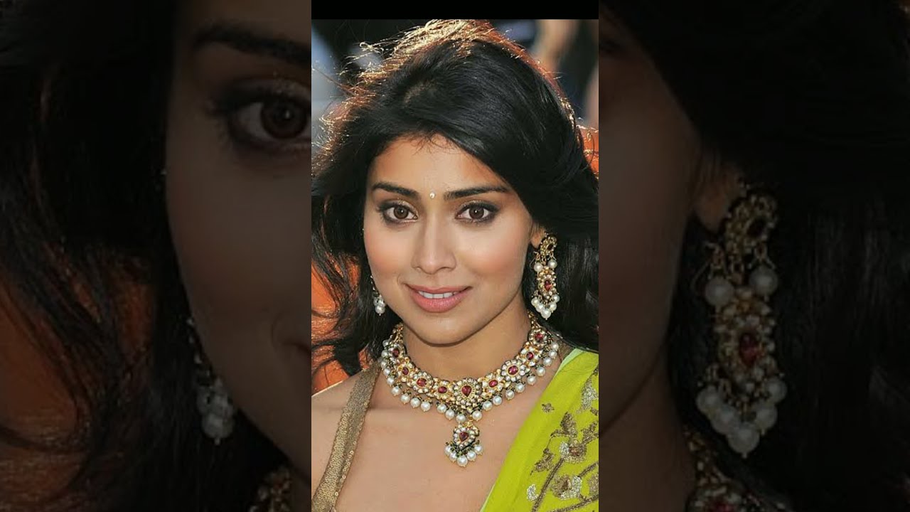 Shriya Saran Looking Beautiful Actress Bollywood Shorts Youtube Viral
