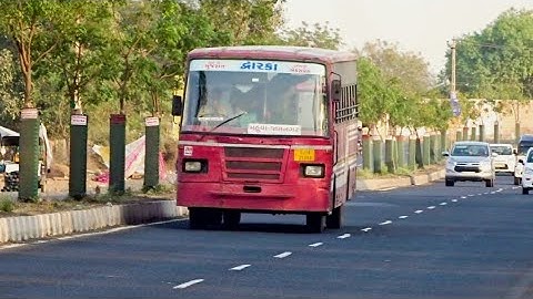 Mahuva-Jamnagar gurjarnagari express gsrtc bus moving towards Rajkot city