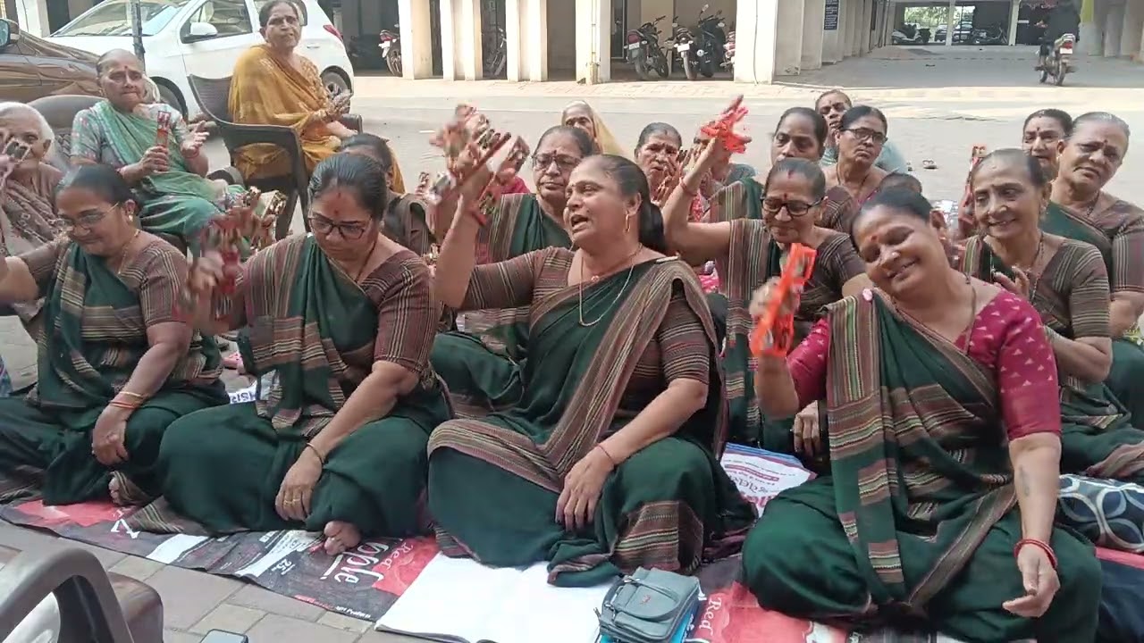 આ કિર્તન એકવાર સાંભળો એક એક શબ્દ સમજવા જેવા 👌👌👌 પારુલ બેન ગોંડલીયા (સ્વ રચિત)(લખેલુ છે)