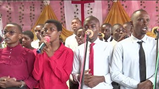 Erega Birateye Ubwobachorale Yabanyeshure - Église De Pentecôte De Mirango