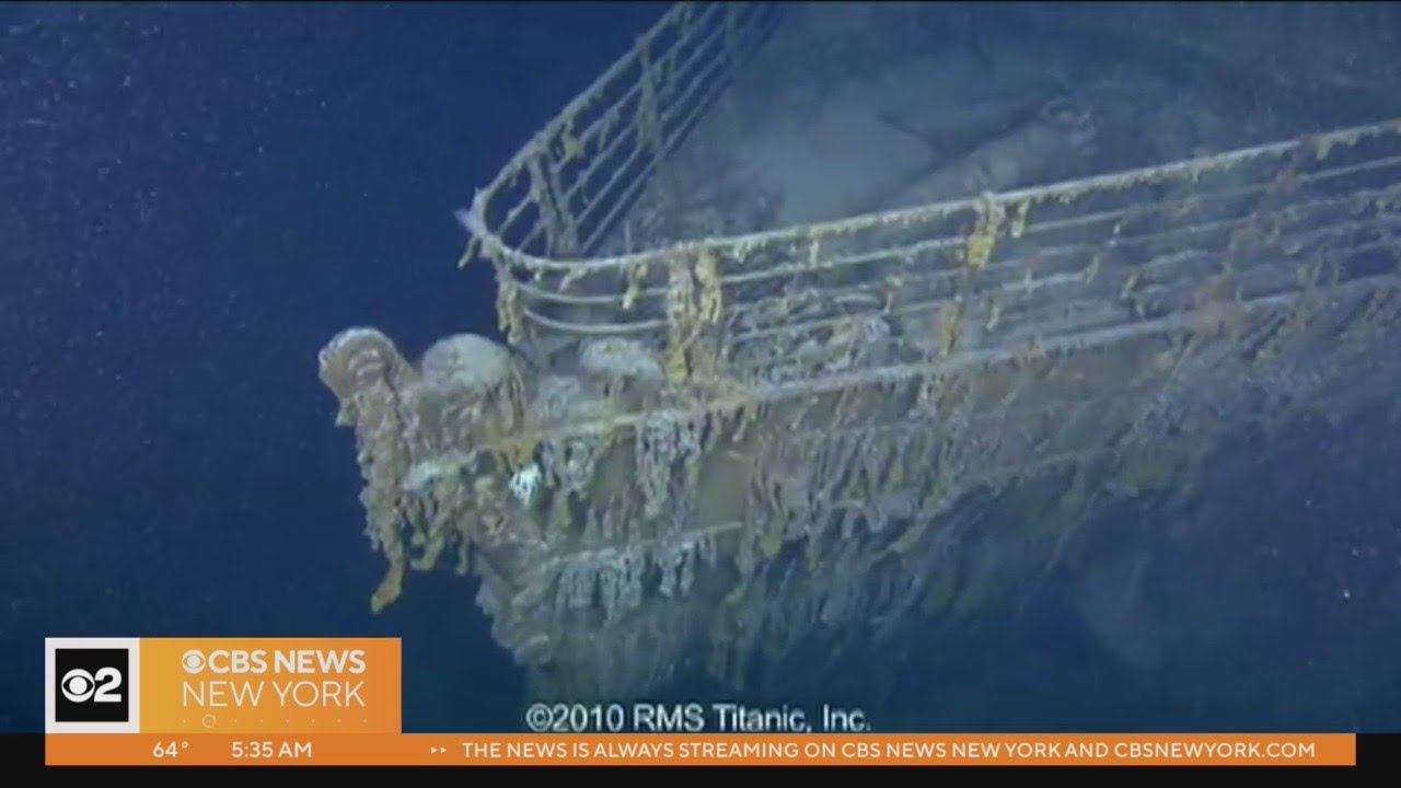 Покажи где затонул титаник. Затонувший Титаник. Титаник затонувший в Атлантическом океане. Крушение ”Титаника” в Атлантическом океане. Атлантический океан Титаник.
