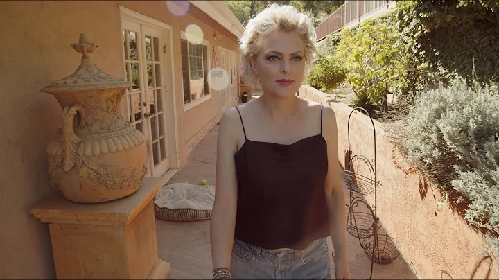 Elaine Hendrix  2022 Celebrity Activist of the Year
