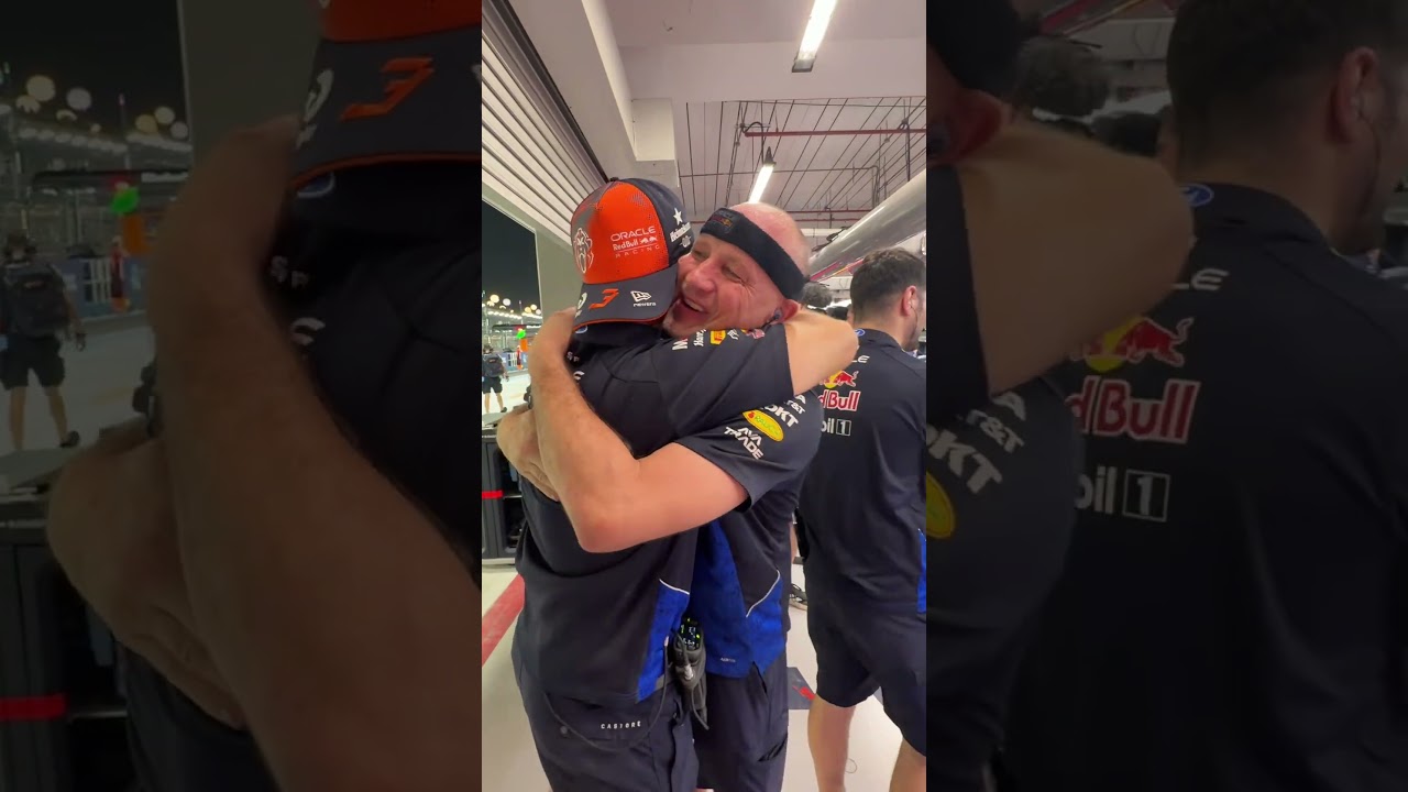 Celebrating Maxβs 50th Pole π#F1 #RedBullRacing #SingaporeGP