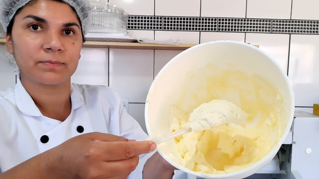 Aprenda como fazer chantily de nata.