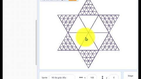 13. Trang trí tháp tam giác đều