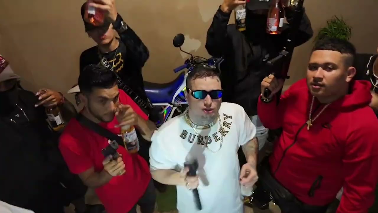 Daniel Castro - Vida Pasajera (OFFICIAL VIDEO)