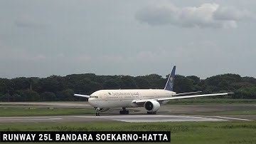 Lihat dari Dekat Pesawat Saudi Arabia Boeing 777 Take Off Runway 25L Bandara Soekarno-Hatta Jakarta