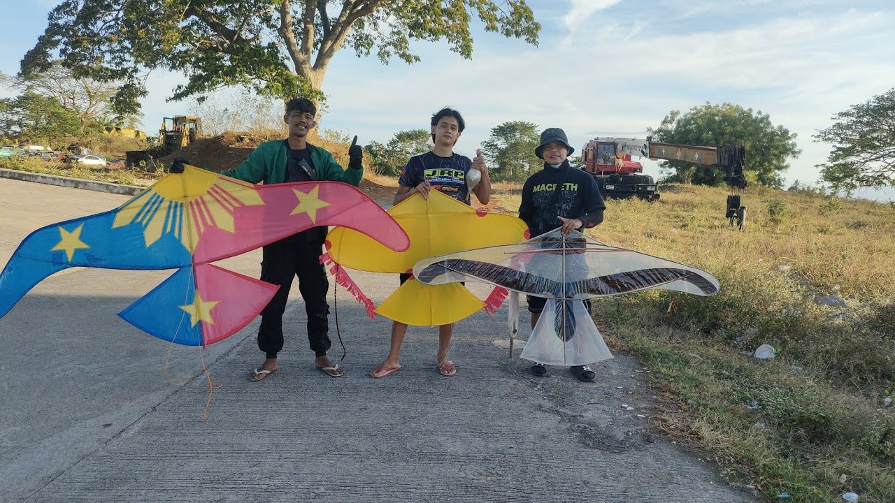 dumayo ng palipad sa conversation tiaong Quezon dala namin ang aking sarangola pilipinas lawin.