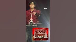 Finally Seungmin’s half 50 joke to Bang Chan now applies to him 😂#skz #straykids #bangchan #seungmin