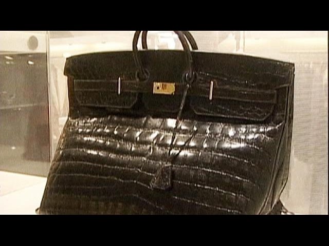 Cruel Inhumane Slaughter of Alligators for a $43,000 Bag 