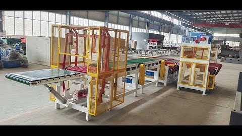 Synchronous down-press cutting machine for clay hollow blocks and solid bricks cutting from BBT