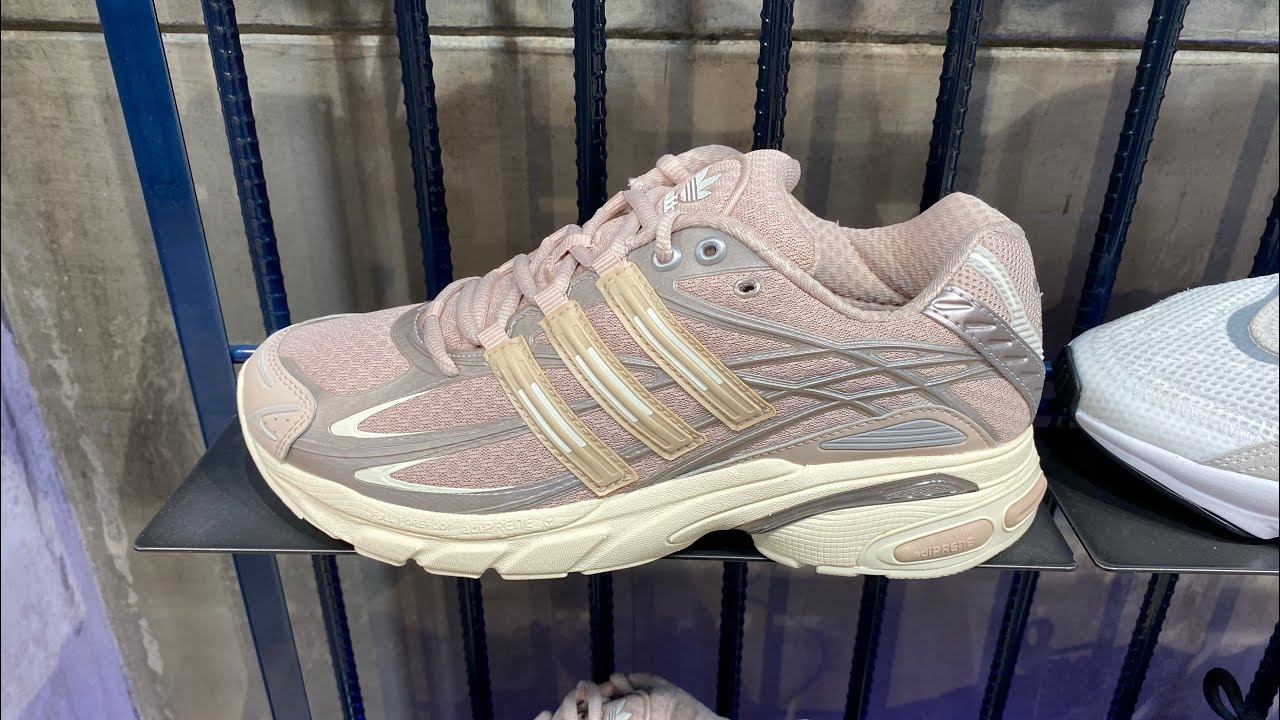 スニーカー (W) Adidas Adistar Pose Cream White Wonder Taupe Adidas Adistar Cushion “Wonder Taupe” - Style Code: IH0251