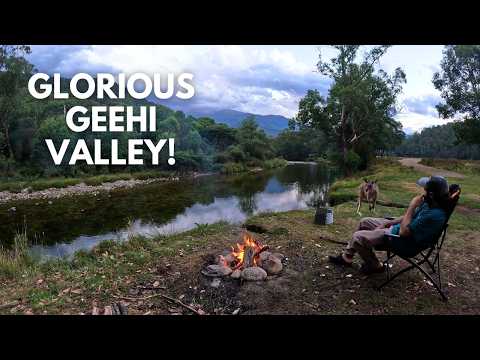 Making friends with the Ducks and Roos at one of the most STUNNING Spots in the Snowies.