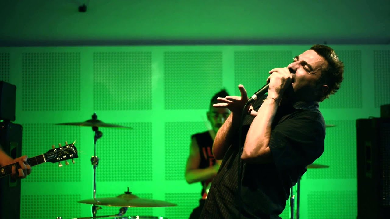 THE INSPECTOR - SHOES FOR NOSE