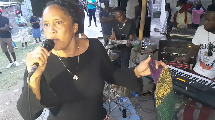 Sister Arlene Singing sweet revival songs