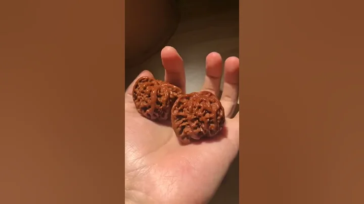 盤玩文玩核桃，要講究手法，不要瞎玩，盤核桃技巧分享 - 天天要聞