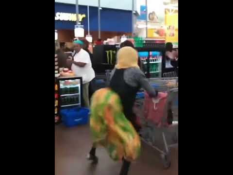 stan twitter: random grandma twerking to dilemma by apink in public #shorts