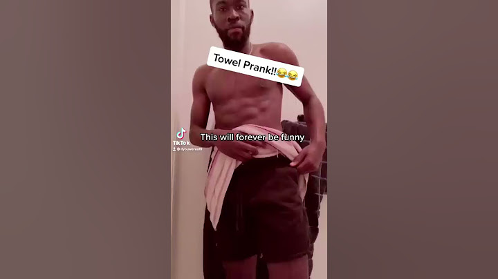 Towel Prank on my friends 😂 watch what happens