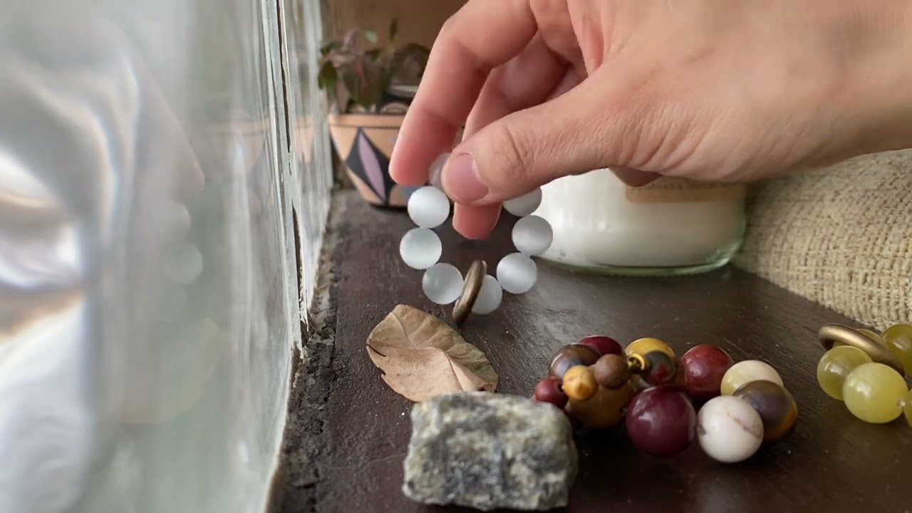 Meditation sound from worry beads.