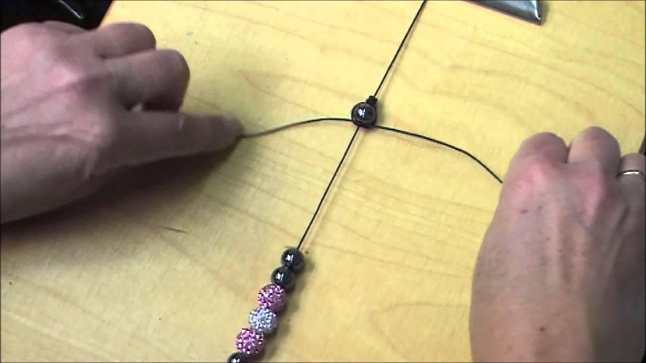 Fonkelnieuw Macrame armband met Shamb kralen - YouTube JO-84