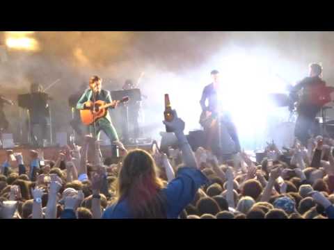The Last Shadow Puppets - Bad Habits live @ Castlefield Bowl Manchester