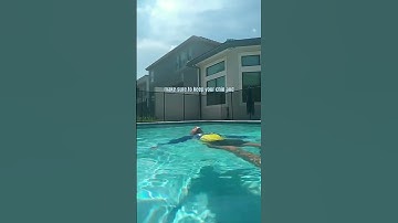 HOW TO FLOAT IN THE WATER