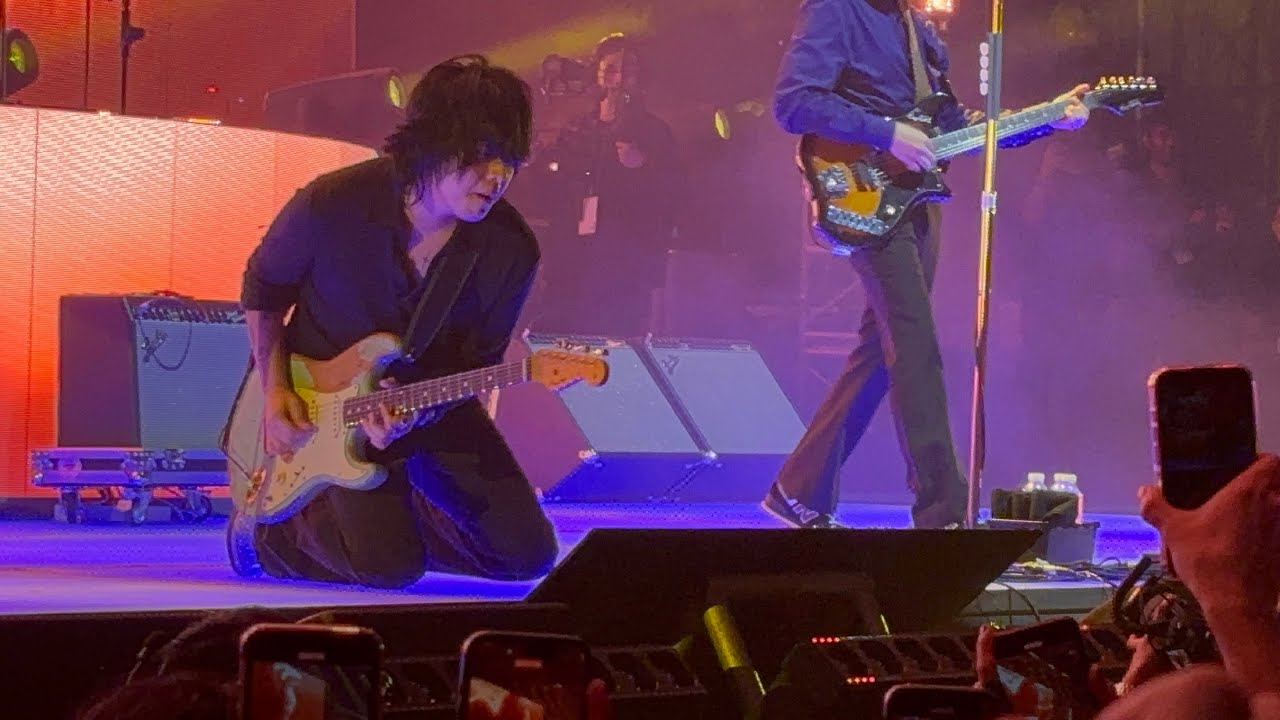 IV OF SPADES - Mundo (Live at MOA ARENA)