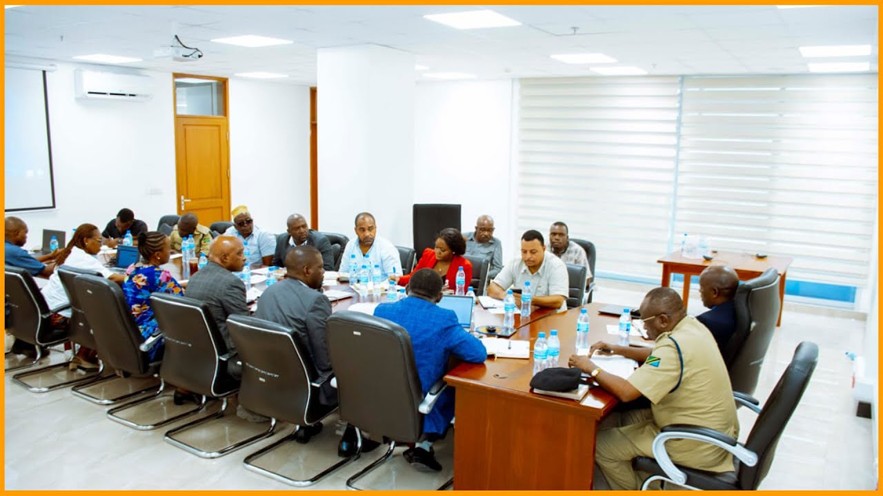 KIKAO KATI YA LATRA NA WADAU WA USAFIRI ARDHINI (TABOA, TAMSTOA, TAT, (N..K)