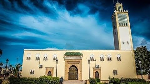صلاة التراويح من المسجد الكبير ( ليلة 15 رمضان )  للقارئ طلحة الدريوش !