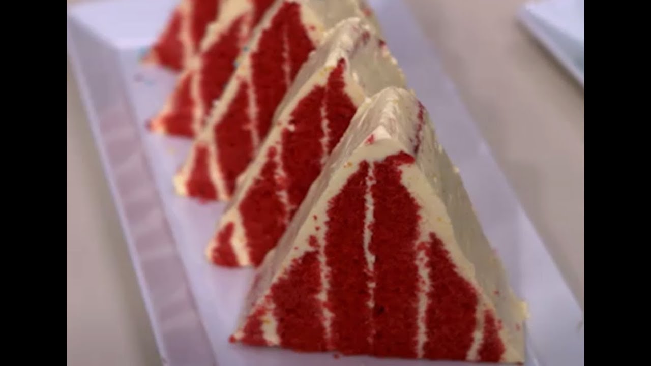 جاتوه ريد فيلفيت هرمي  للشيف  محمد حامد | المطعم  PNC FOOD