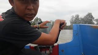 Berbagi pengetahuan,tutorial/cara mengemudikan kendaraan air (speed boat)