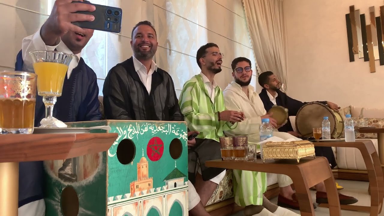 ساعة هنية رفقة الاحبة❤️❤️