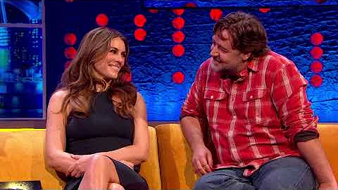 Did Russell Crowe and Elizabeth Hurley kiss? | The Jonathan Ross Show