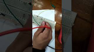 BJT transistor , lab 3 part 1