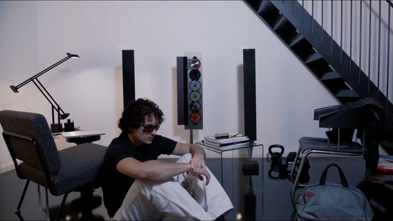 Watch Kean Farrar - The Rocket (Official Visualizer) on YouTube Watch Kean Farrar - The Rocket (Official Visualizer) on YouTube