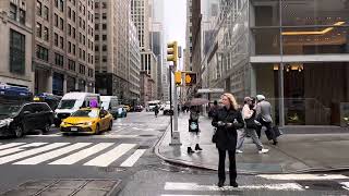 Manhattan New York walking on a busy Saturday (April 20,2024)