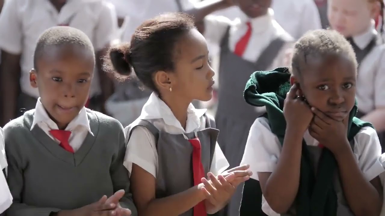 JIONEE WATOTO WALIVYO  NA UWEZO WA KUONGEA LUGHA YA KIINGEREZA KUTOKA ST. MARY'S INT'L SCHOOL