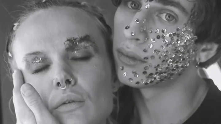 Liz Borden - Hallelujah- featuring Sarah Fitzpatrick