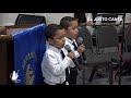 NIÑOS ALABANDO A DIOS