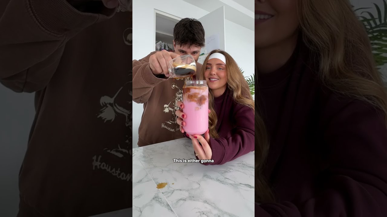 Trying The VIRAL Strawberry COFFEE 
