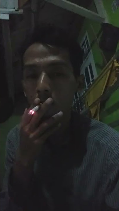 ngopi sendiri di tengah malam