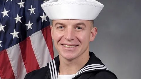 Girlfriend Of Navy SEAL Who Died During Training B...