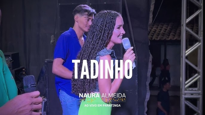 Assistir Um Vídeo Da Cantora Naura Almeida & Fiquei Emocionada. Veja Quanta  Humildade Dessa Moça😭😭 