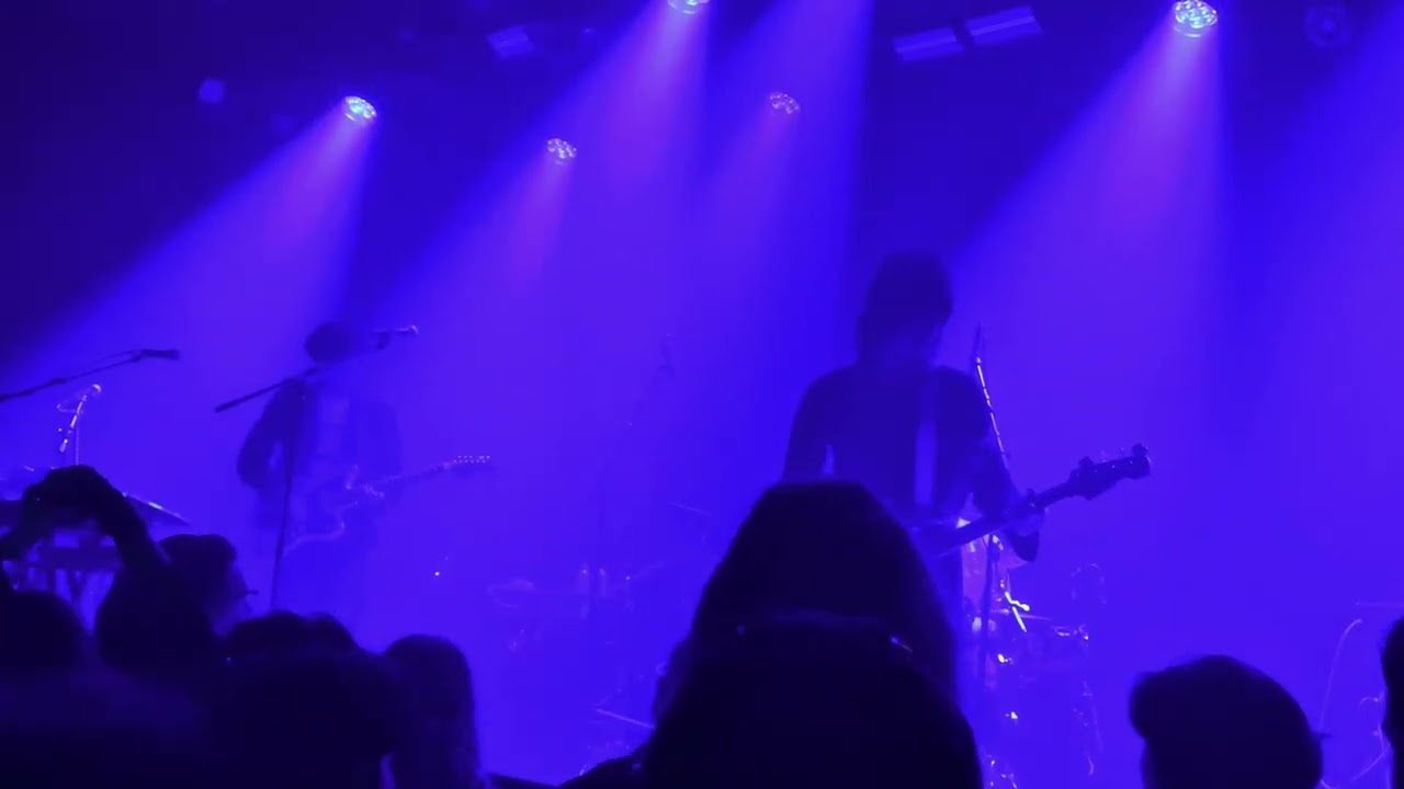 Desinteresse - Onschuld - Effenaar Eindhoven 30-11-2025