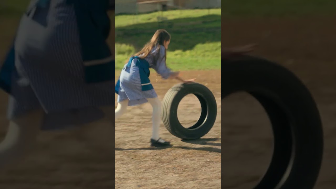 DINȚI DE LAPTE din 14 octombrie în cinematografe 🦷