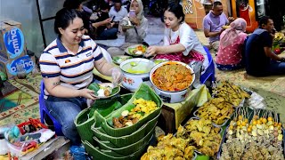 PELANGGAN RELA MAKAN DI TROTOAR?? PENJUALNYA CANTIK VIRAL DI SIMPANG LIMA!!